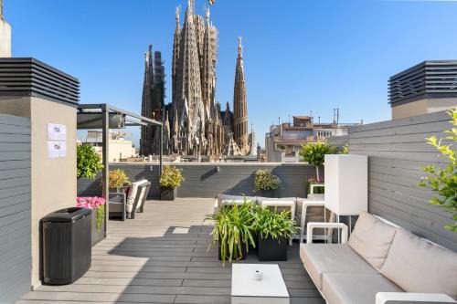 La Sagrada Familia Apartment | Sensation Sagrada Familia