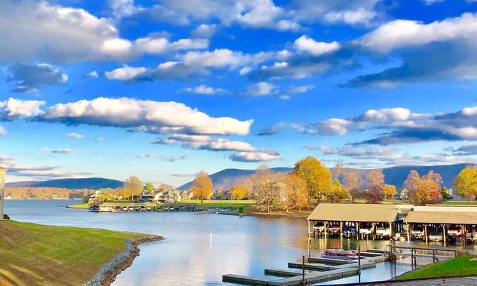 North Shore Condo | SEPT 1-4 AVAILABLE BERNARDS LANDING BEST LOCATION 2B- NEXT2POOL MOST POPULAR