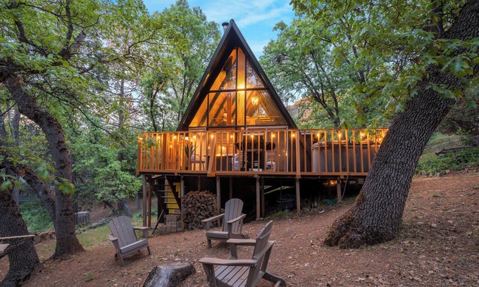 Camp Nelson Cabin | Sequoia A-frame Nirvana: Modern + Views + Hot Tub + Cozy Fireplace+Pet Friendly