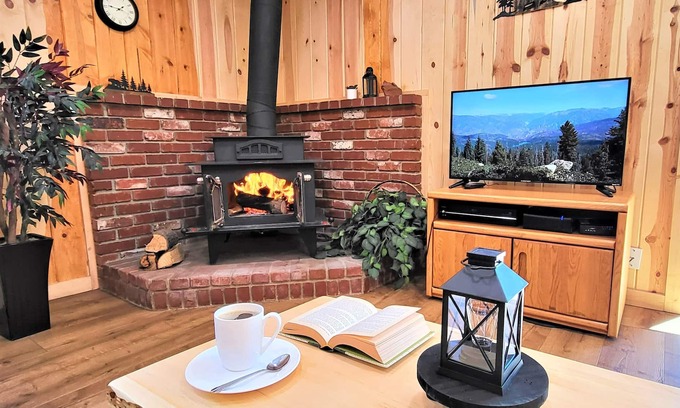 Camp Nelson Cabin | Sequoia Trails, Ancient Trees, Mountain Adventure, and Air Conditioning