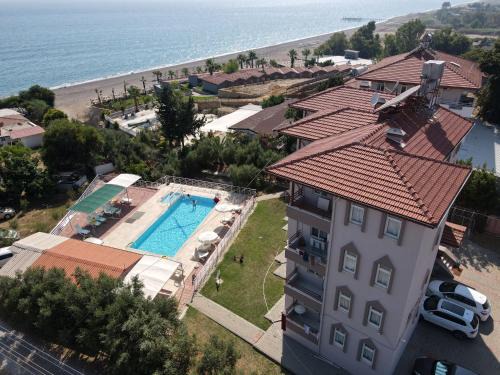 Kizilot Apartment | Sercan Apart
