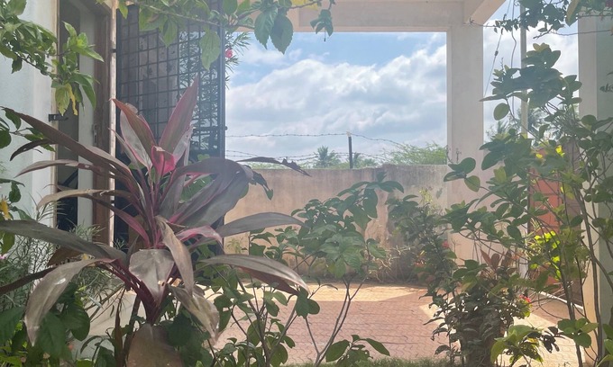 Chengalpattu Villa | Serene 3-bed Villa with AC, WiFi near Mahindra World City
