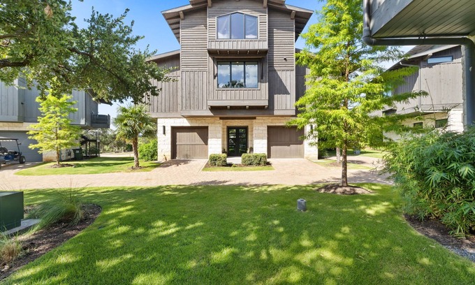 Spicewood House | Serene and luxurious home. Hot Tub! Dog-friendly.nPeloton Bike + & Treadmill