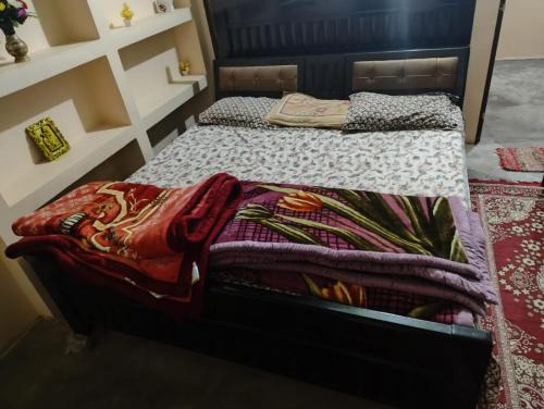 Jhusi House | Serene Neo Home Stay