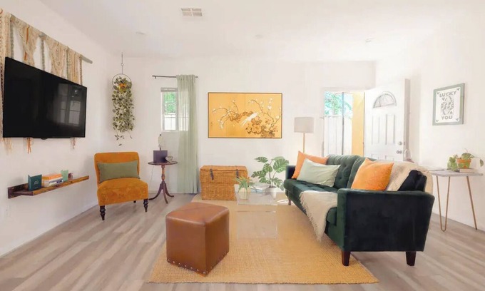 Atwater Village Cottage | Serene, Stylish 2bd/2bth Cottage & Yard!