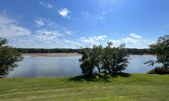 Muscoda House | Serenity awaits at this secluded riverfront property
