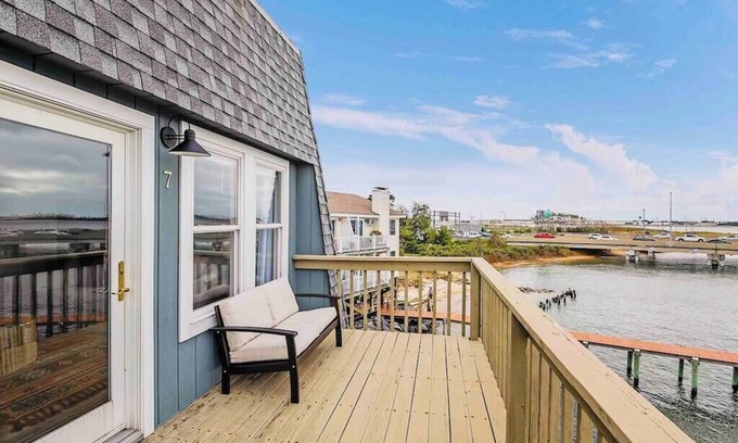 Willoughby Spit Condo | Serenity by the Sea Private Beach Pets Welcome
