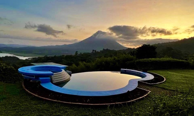 La Fortuna House | Serenity Home. Amazing house with Gorgeous panoramic views and Swimming pool.