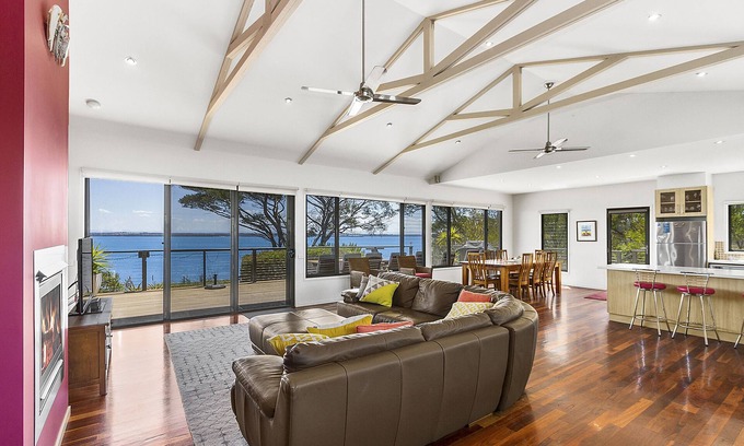 Loch Sport House | Serenity, Relaxation, Magnificent water views and stunning Sunsets!.