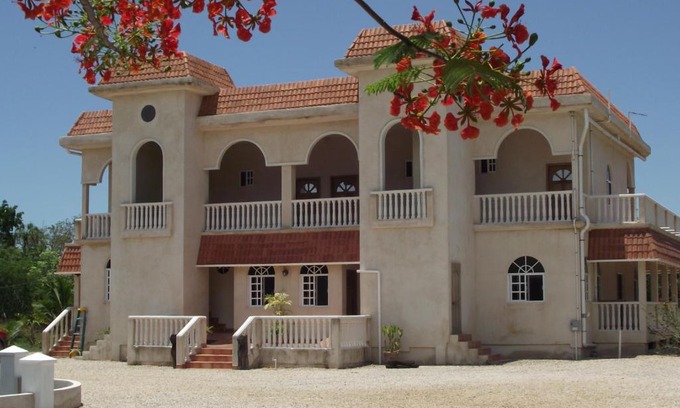 Corozal Bed & Breakfast | Serenity Sands