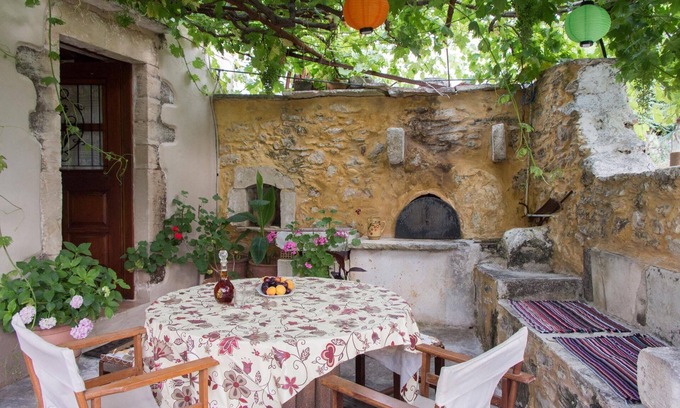 Apokoronas House | Sergios Village House