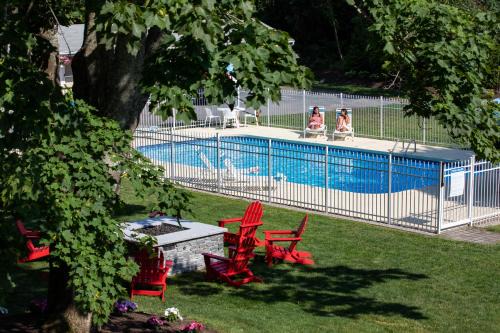 East Dennis Hotel | Sesuit Harbor House