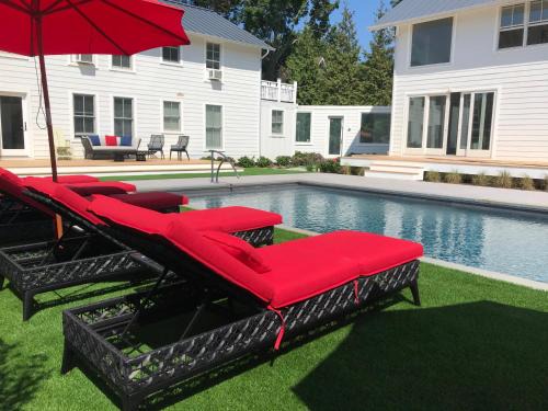 Shelter Island Heights Bed & Breakfast | Seven Resort Style Inn near Beach