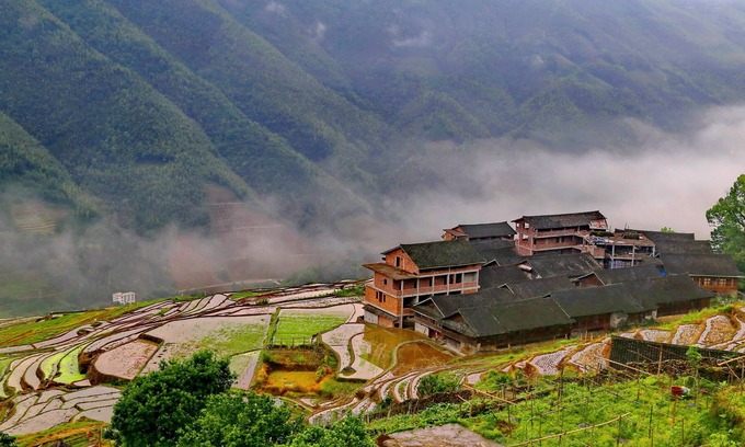 Longsheng Various Nationalities Autonomous County House | ShadowGreen Hotel