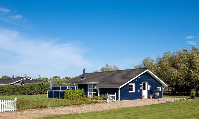 Falen House | "Shalin" - 1.4km to the fjord by Interhome