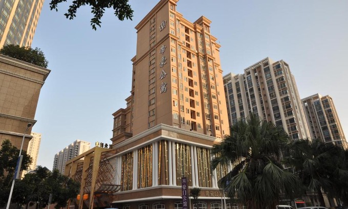 Longhu Qu Apartment | Shantou Regency Apartment