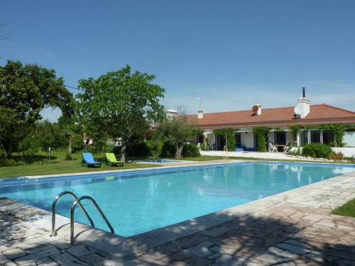 Montemor-o-Novo House | Shared Quinta with Pool and Olive Grove Views