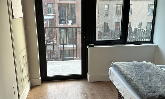East Harlem Apartment | Shared Studio in Manhattan