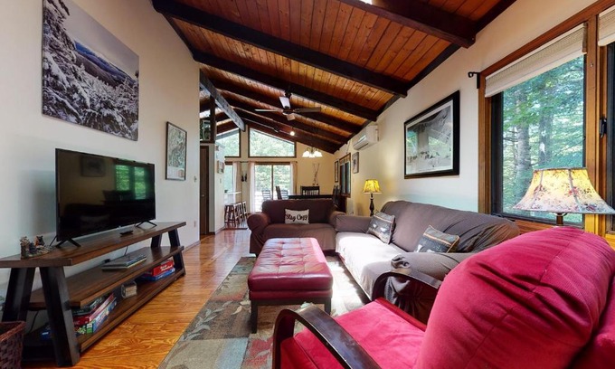 Eidelweiss Village House | Shea Chalet