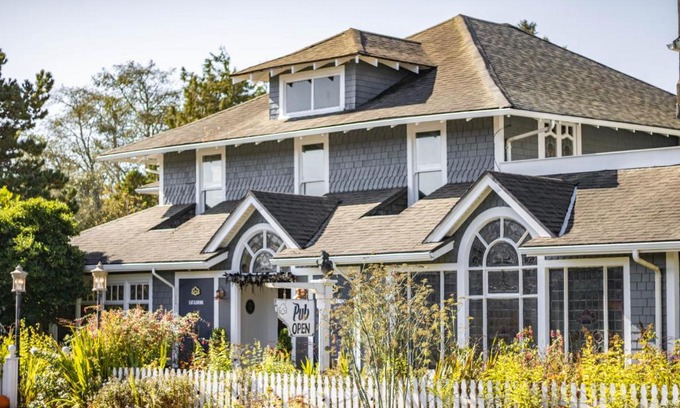 Seaview Hotel | Shelburne Hotel