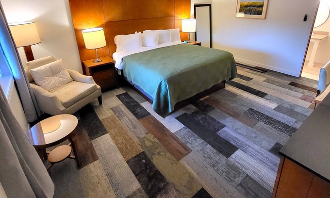 Shelton Hotel | Shelton Inn
