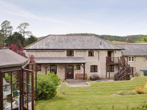 East Meon House | Shepards Den