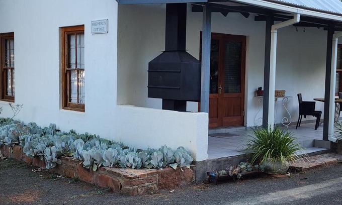 Nieu-Bethesda Apartment | Shepherd's Cottage