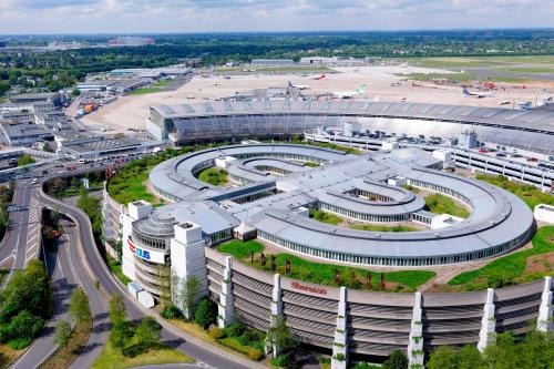 Dusseldorf-Lohausen Hotel | Sheraton Duesseldorf Airport Hotel