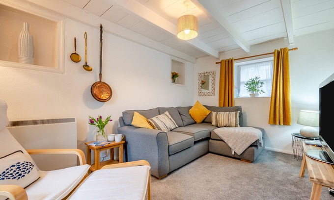 St Teath House | Shillingstones - Two Bedroom House, Sleeps 4