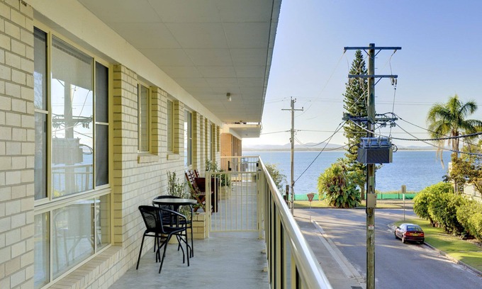 Port Stephens Council Apartment | Shoal Court
