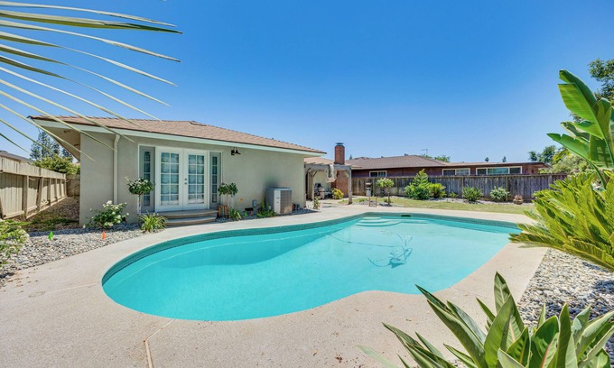 Raisin House | Shop, Hike & Explore: Fresno Home w/Private Pool!