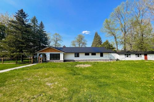 Isle La Motte House | Shore Acres