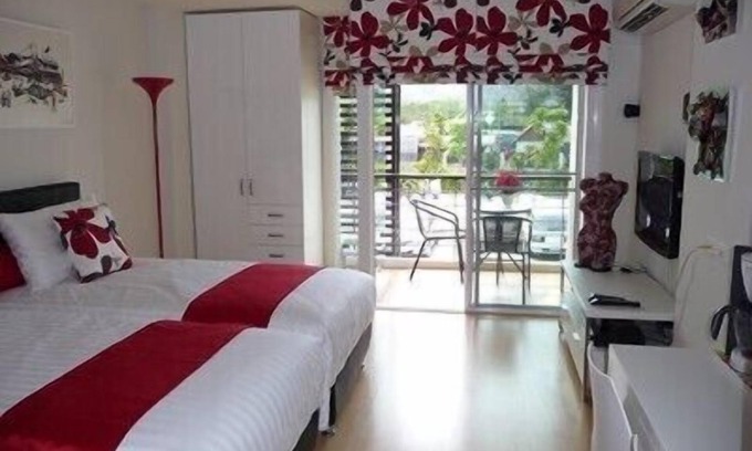 Hua Hin Apartment | Short stay, high service/low price, well maintained/equipped, in center.