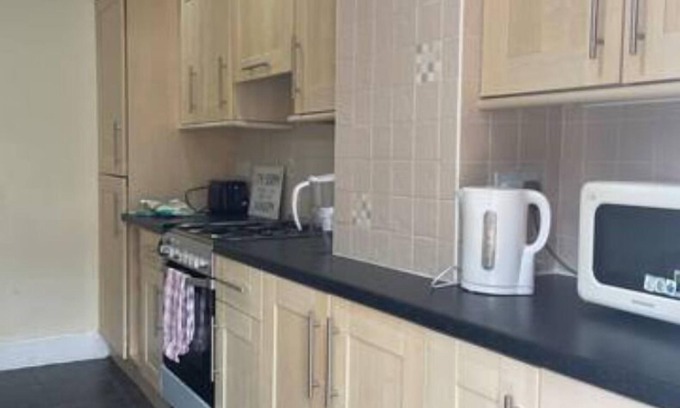 Mayfield House | Shortlet Express 3bed,2 baths,12 mins to Stratford