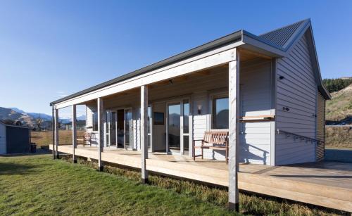 Lower Shotover Ski Chalet | Shotover Country Cottages