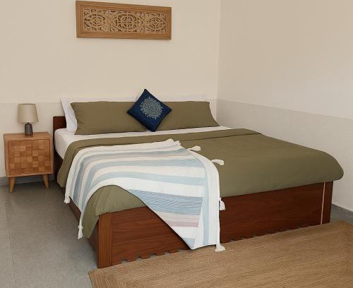 Dig House | Shri Radha Madhav Athiti Bhawan AC Rooms Near Punchi Ka Lautha Temple