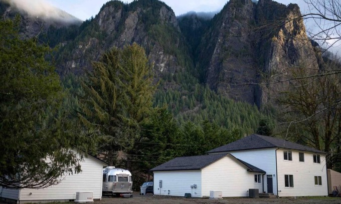 North Bend Apartment | Si View