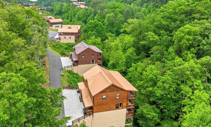 Caton Cabin | Side by Side Cabins - Sleeps 48 - Close to Pigeon Forge - Indoor Pools and Games