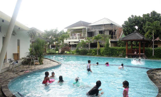 Malang Villa | Sierra : 2 Bedroom Villa