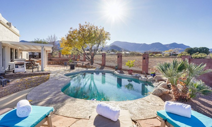Sierra Vista Southeast House | Sierra Vista Home w/Private Pool & Game Room