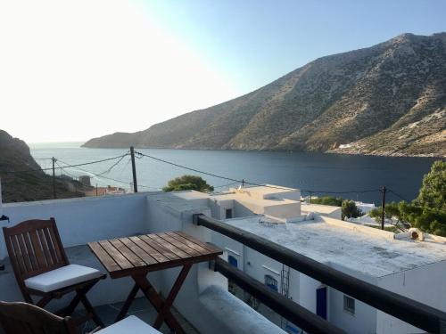 Kamares Apartment | Sifnos Sunset