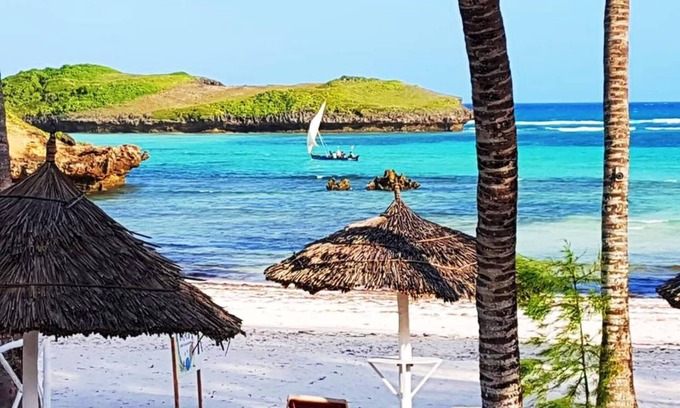 Malindi Marine National Park Villa | Siku Moja Villa - Beautiful Beach Family Villa