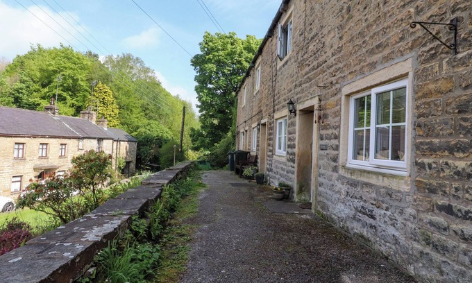 Fourstones Near Bentham Cottage | SILK COTTAGE, pet friendly, with open fire in Bentham, Yorkshire