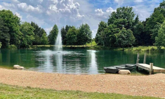 Warrenton Other | Silo Valley Farm, 50 acres, Fishing, Boating & Golf Cart