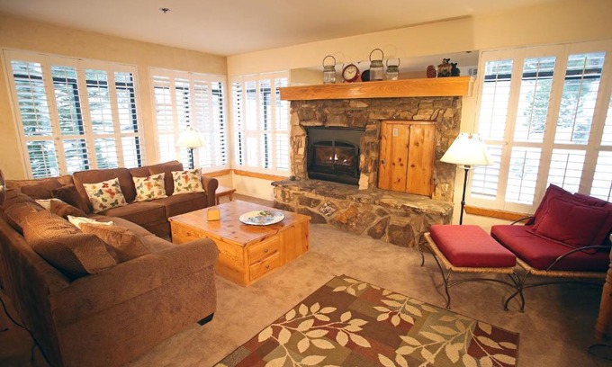 Mammoth Lakes House | Silver Bear # 20