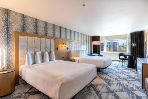 First Hill Hotel | Silver Cloud Hotel - Seattle Broadway