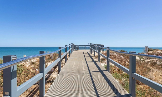 Silver Sands House | Silver Sands Holiday & Beach House
