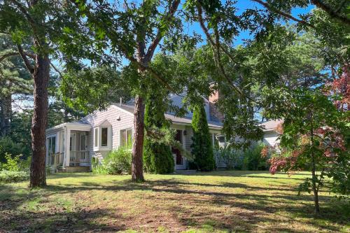 Wellfleet House | Silver Spring
