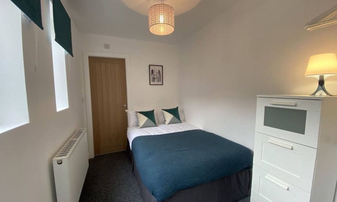 Swadlincote Apartment | Silver Stag Properties, Self-Contained Suite