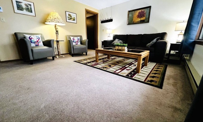 Lake City Apartment | ❤️ Silver Street Condos Unit 3 - Ride to Alpine Loop from Your Front Door 🏔️🤩
